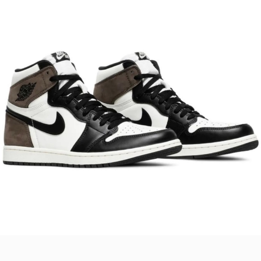 Air Jordan 1 Retro High OG Dark Mocha black white brown Nike Size 9.5